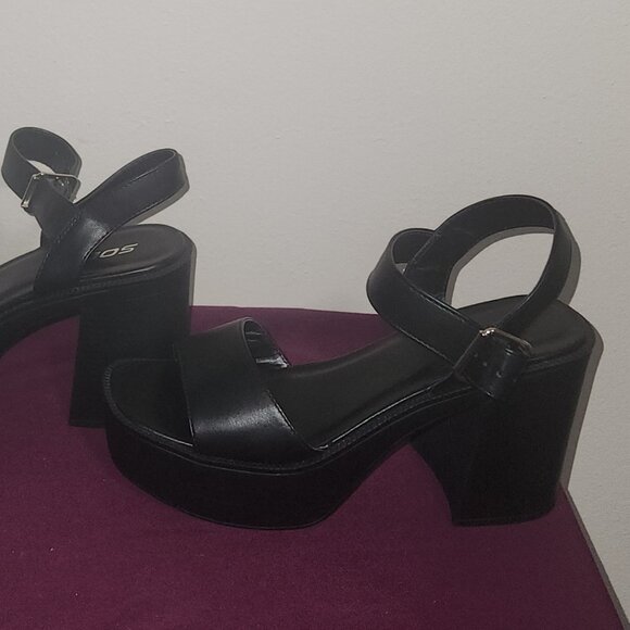 Soda Black Platform Sandals Size 9 - Picture 4 of 9